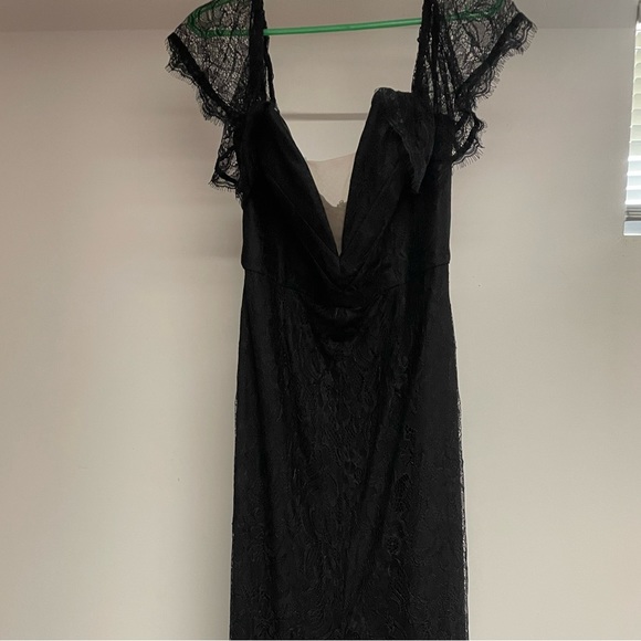 Majorelle black lace gown - Picture 8 of 8